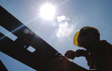 高温“烤”验,华城检测人用汗水诠释敬业精神 高温“烤”验,华城检测人用汗水诠释敬业精神